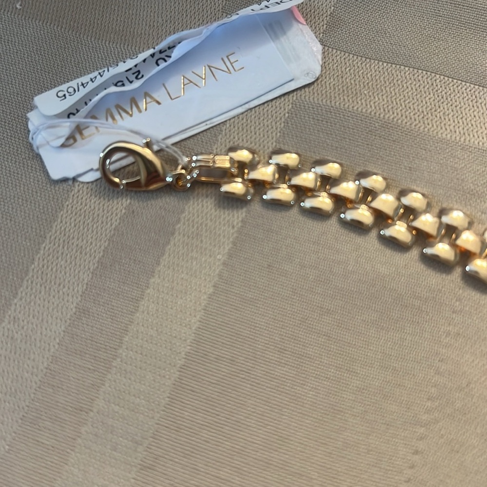 Gemma Layne’s golden chain w black and stones - Picture 6 of 6